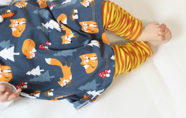 JUMPY FOXES tessuto knit Lillestoff