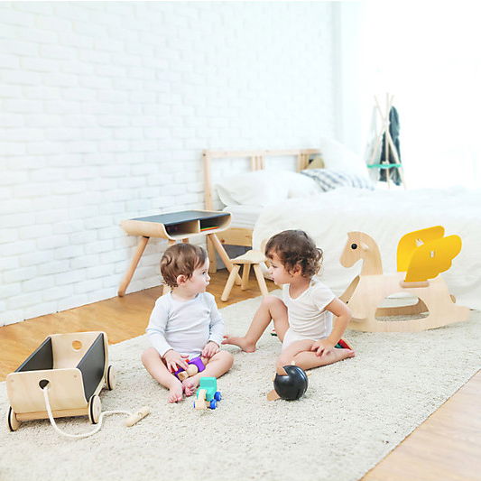 PlanToys Cavallo a Dondolo in Legno con Ali Pegasus unisex (bambini)