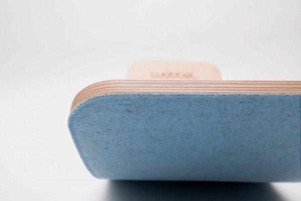 Wobbel pro balance board legno e feltro sky