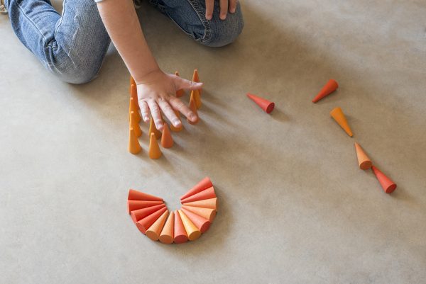 Mandala coni arancio Waldorf Grapat