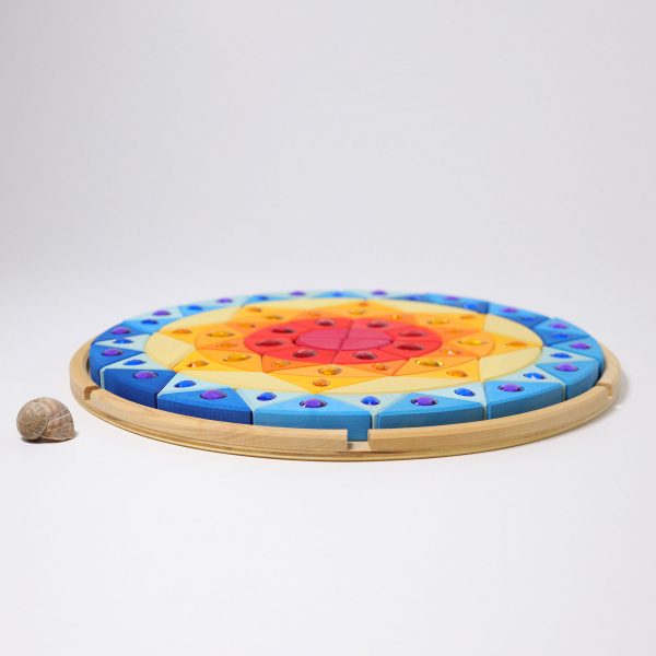 Mandala sole in legno con vassoio Grimm's