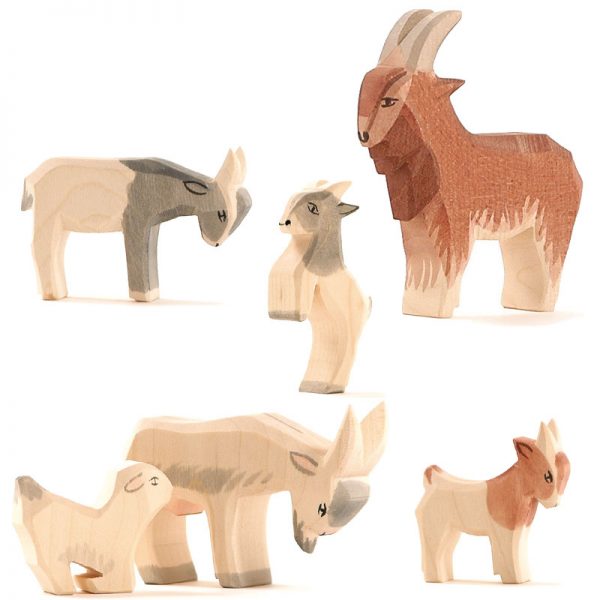 Figura legno capretta che salta - Ostheimer