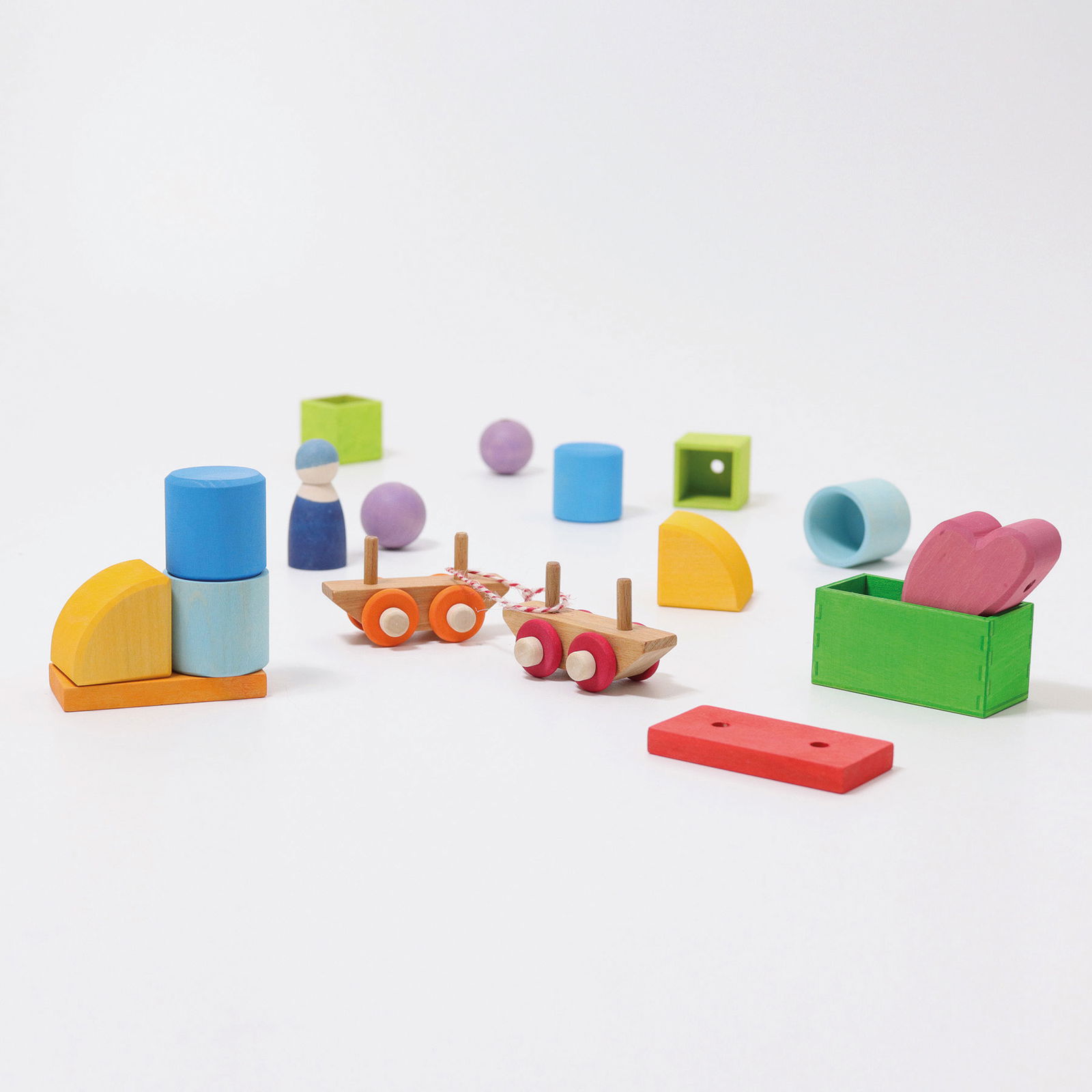 Giochi per bambini, un set di quattro scatole sotto BRIO…