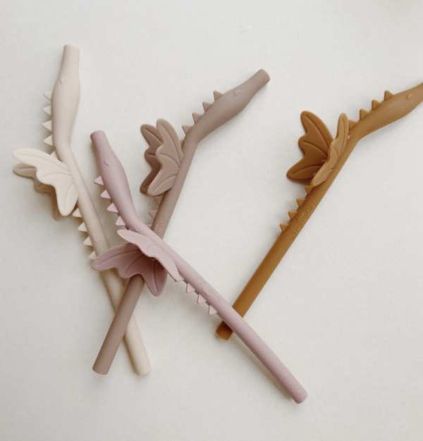 Set 4 cannucce silicone Dragon straw rose Konges sløjd