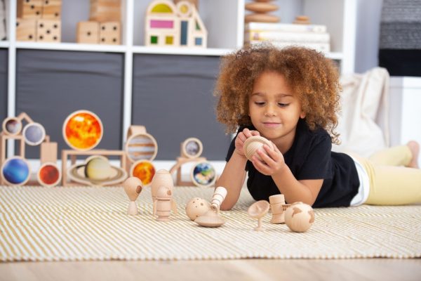 Set 10 figure in legno Space adventure Tickit