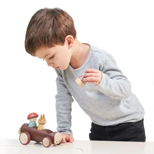 Tre personaggi + automezzo Timber taxi Tender Leaf
