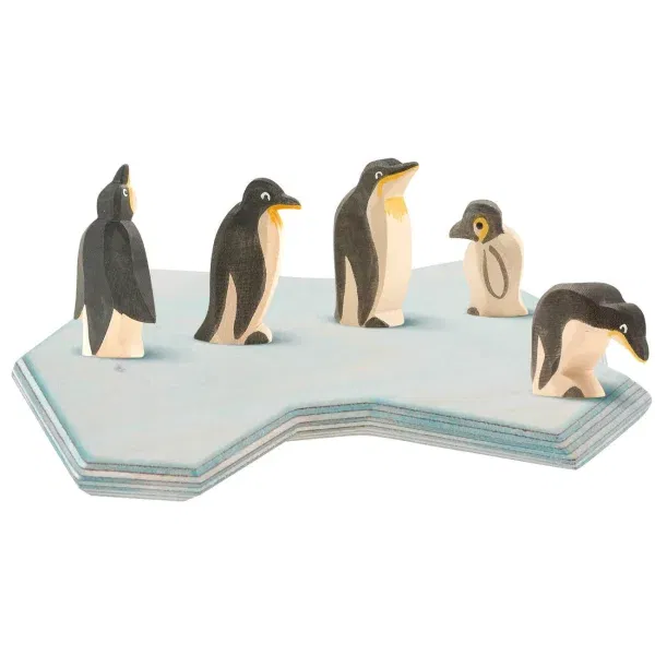 Figura legno Pinguino testa bassa - Ostheimer