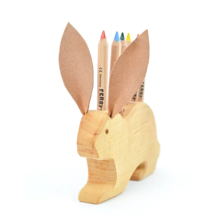 Porta matite coniglio in legno massello Drei Blatter