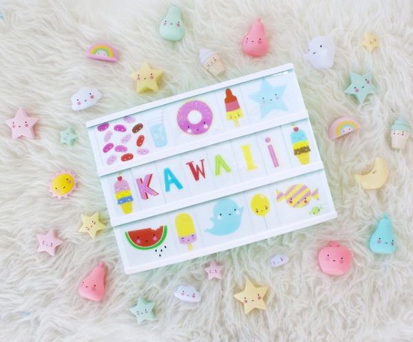 Set figure kawaii pastello per Lightbox