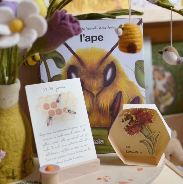 PlayKitBaboo - L'ape e il fantasma dell'alveare