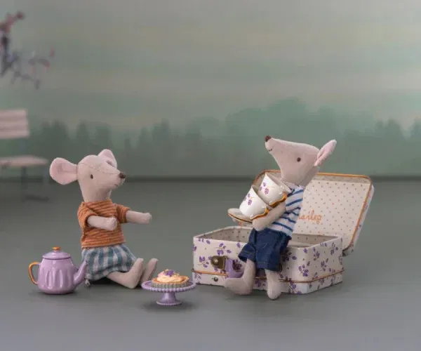 Miniatura valigetta l'ora del tè Madeline Maileg