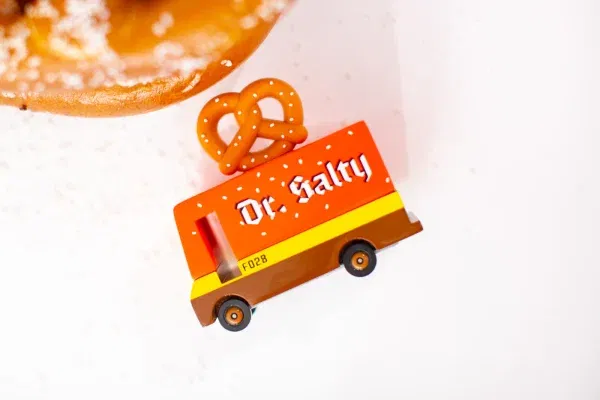 Candycar Dr Pretzel Van Candylab