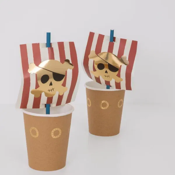 Set 8 bicchieri con vela e cannuccia Pirati MeriMeri Baboo Kids Design di Nadia Christina Migliorato & C SAS via Arnolfo 23r - 50121 Firenze P.iva 07179760488 tel. +39 348 7367537 www.babookidsdesign.com info@babookidsdesign.com