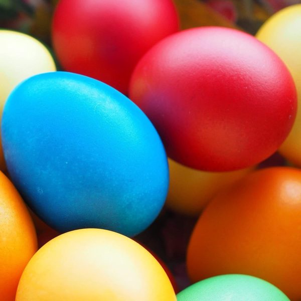 Pigmento in polvere per uova colorate