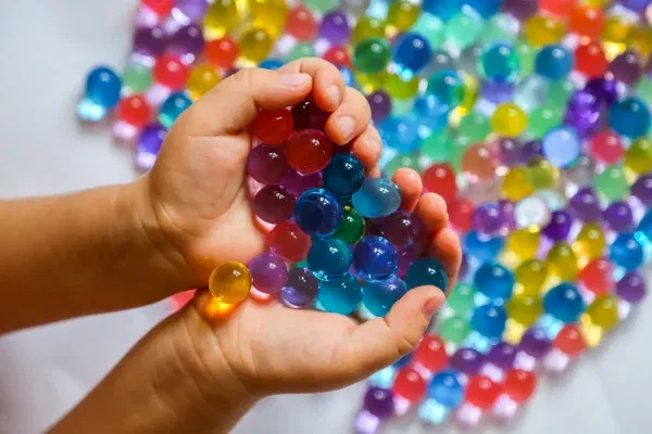 Gioco sensoriale Perle d'acqua Multipack 2000pz Orbeez