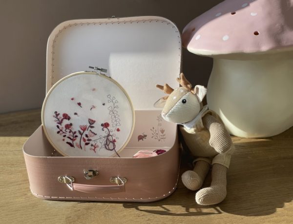 Kit ricamo coccinella in valigetta Egmont Toys
