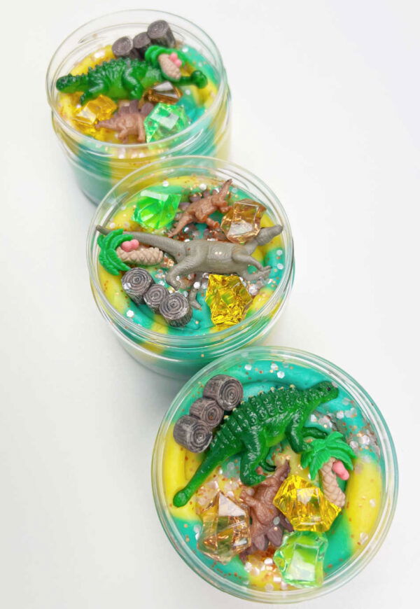 Playdough Dino Surprise 250g Invitation to Imagine